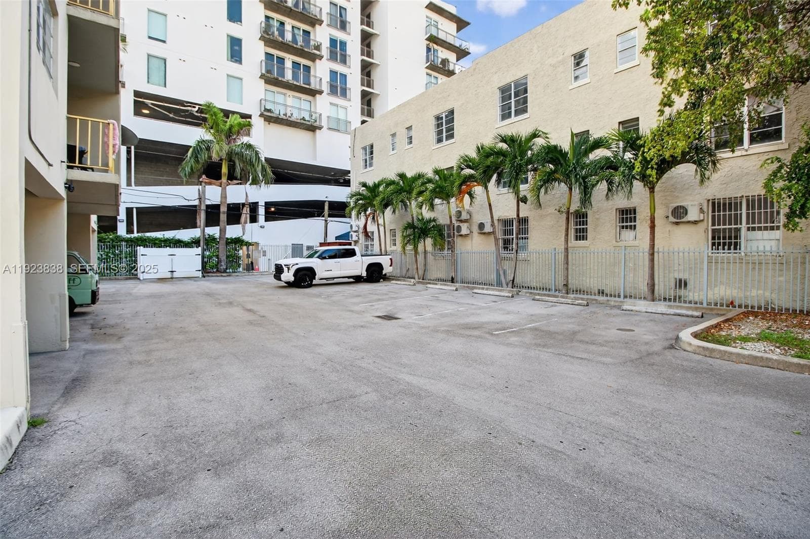 500 Ne 26th St · #4B in Miami - Photo 18