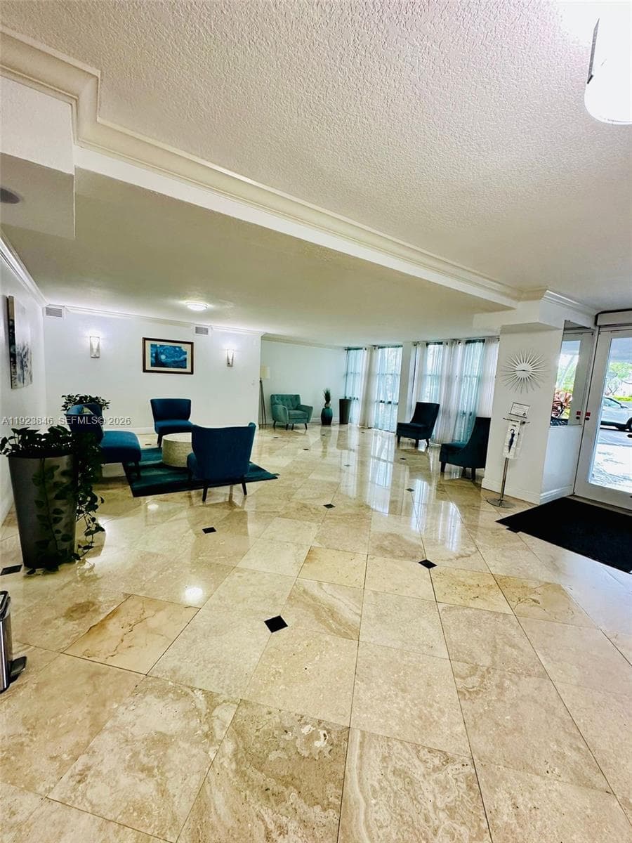 OCEANVIEW PARK CONDO · #124 in Hallandale Beach - Photo 17