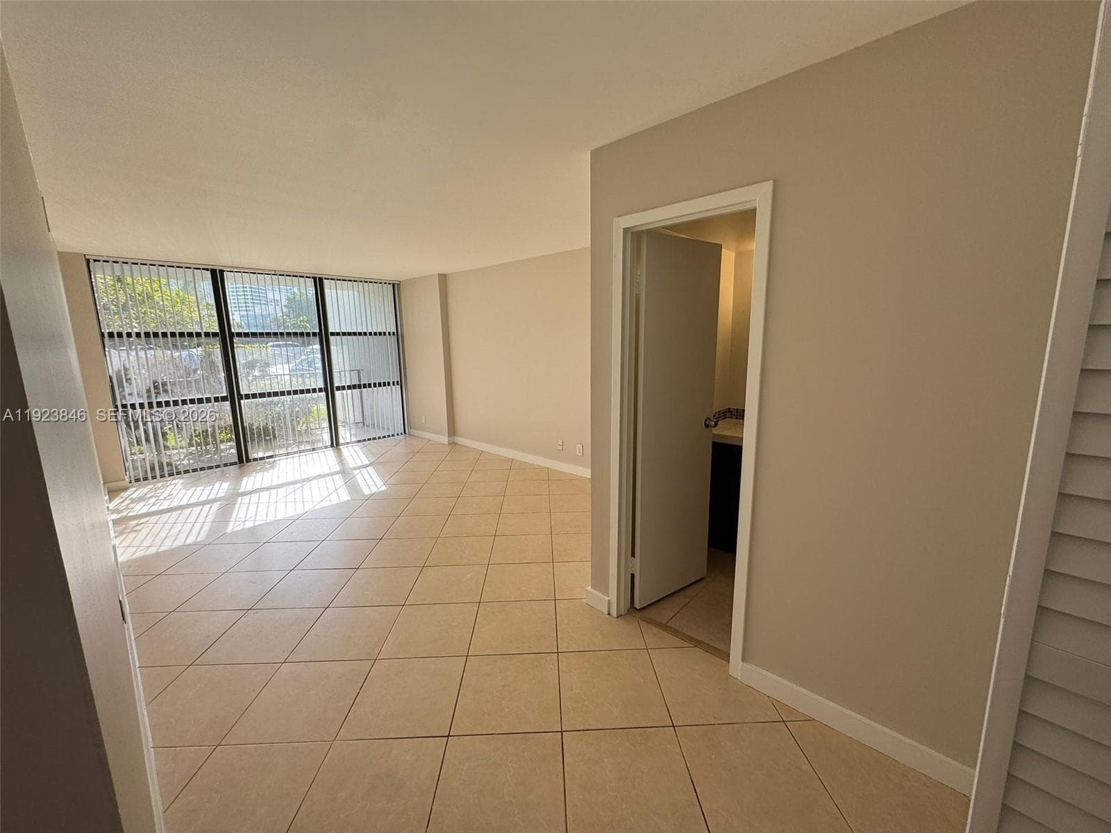 OCEANVIEW PARK CONDO · #124 in Hallandale Beach - Photo 9