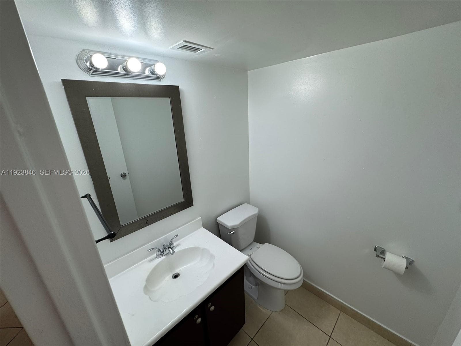 OCEANVIEW PARK CONDO · #124 in Hallandale Beach - Photo 10