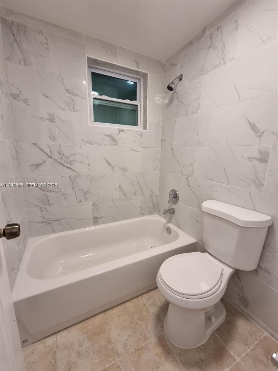 BISCAYNE COVE CONDO · #112 in Miami - Photo 7