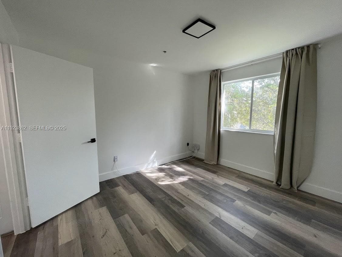 PINEHURST CLUB CONDO · #4-306 in Hollywood - Photo 20