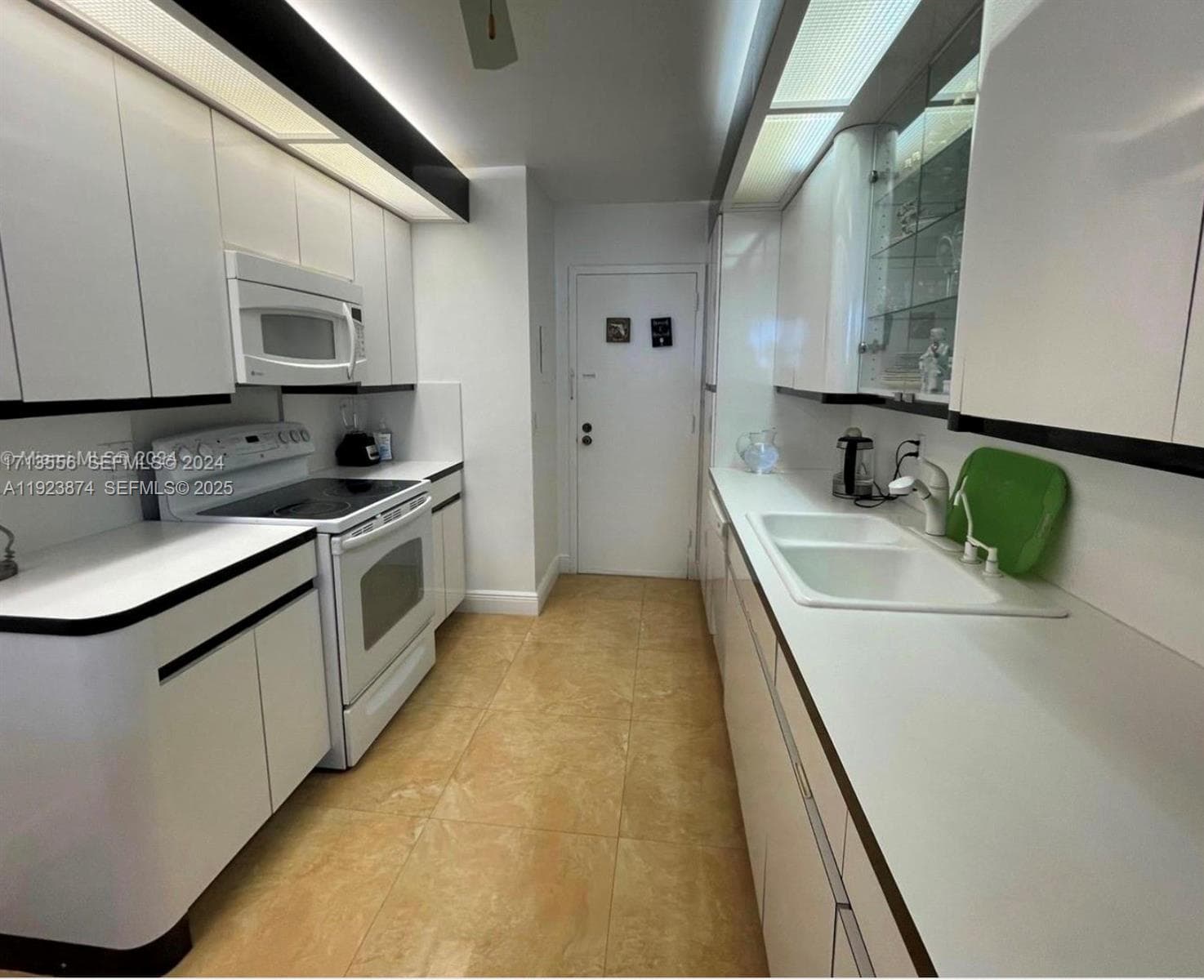 LA MER ESTATES EAST CONDO · #702 in Hallandale Beach - Photo 7
