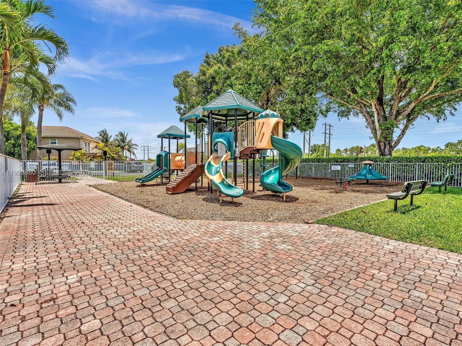 14633 SW 132nd Ave photo 26
