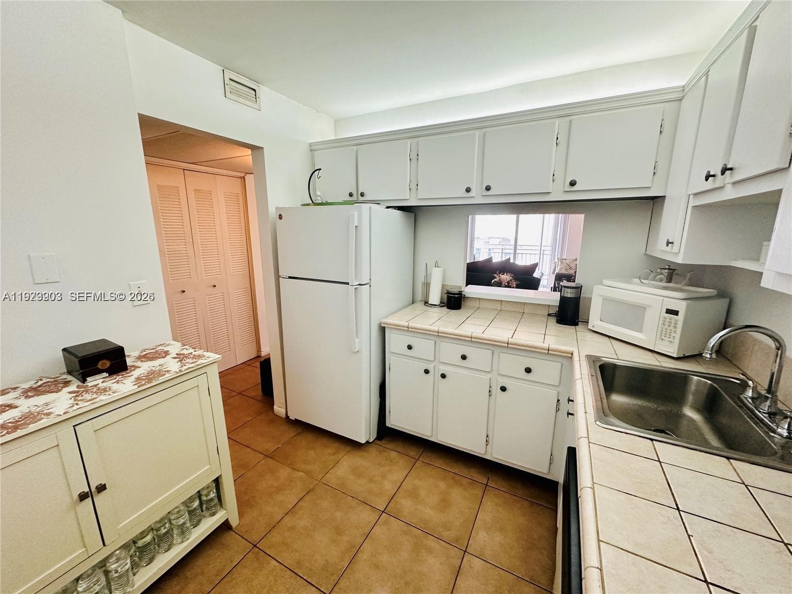 PALMS OF ALTON ROAD CONDO · #502 in Miami Beach - Photo 13