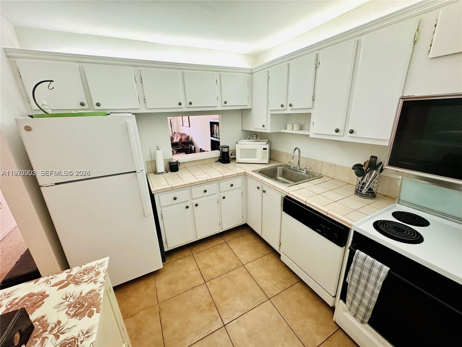 PALMS OF ALTON ROAD CONDO · #502 in Miami Beach - Photo 12