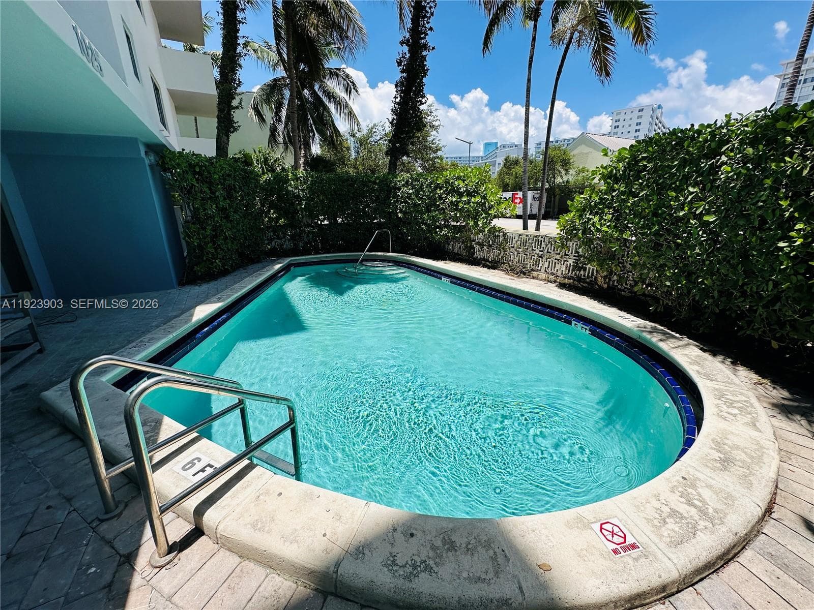PALMS OF ALTON ROAD CONDO · #502 in Miami Beach - Photo 3