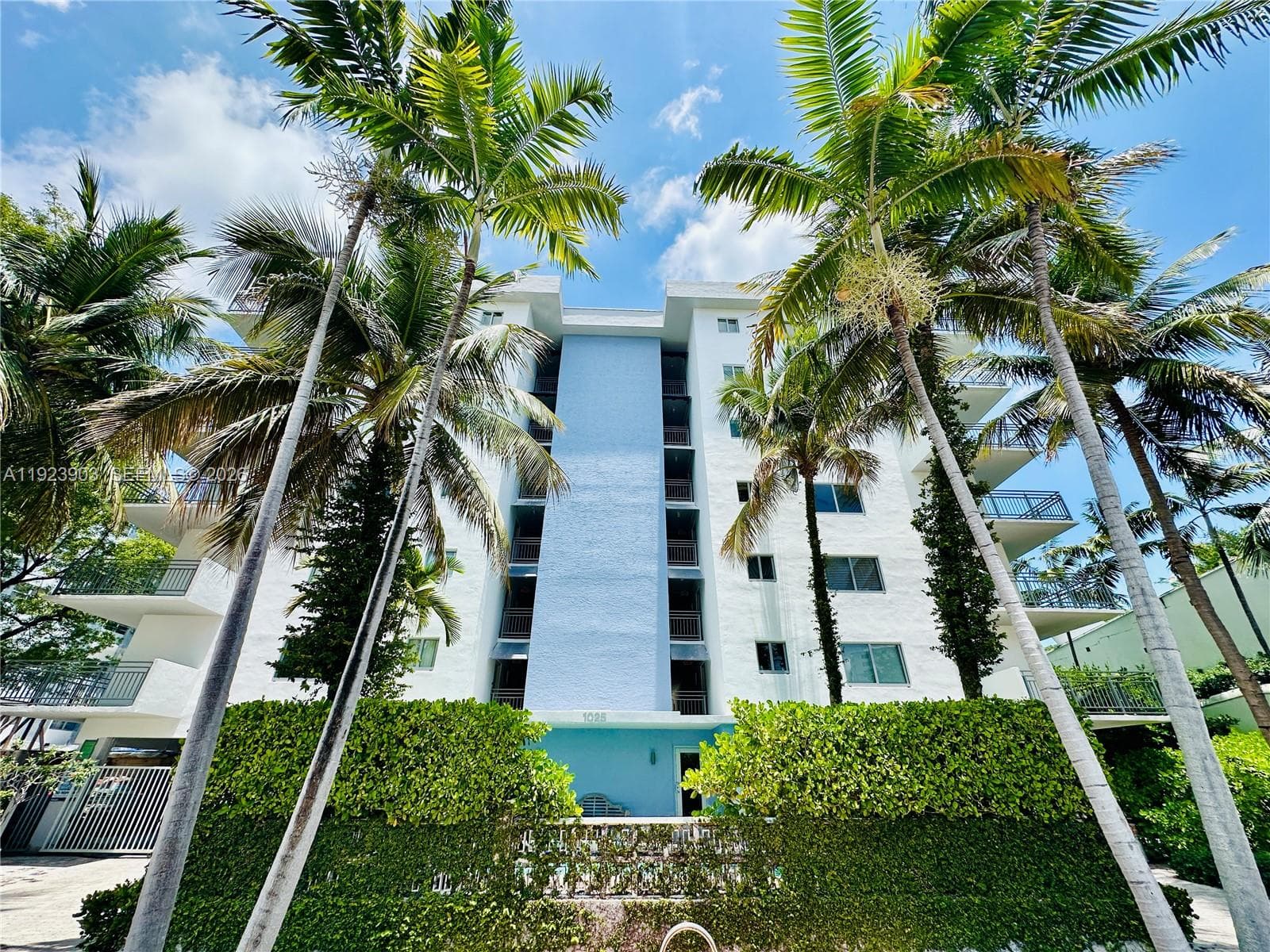 PALMS OF ALTON ROAD CONDO · #502 in Miami Beach - Photo 1