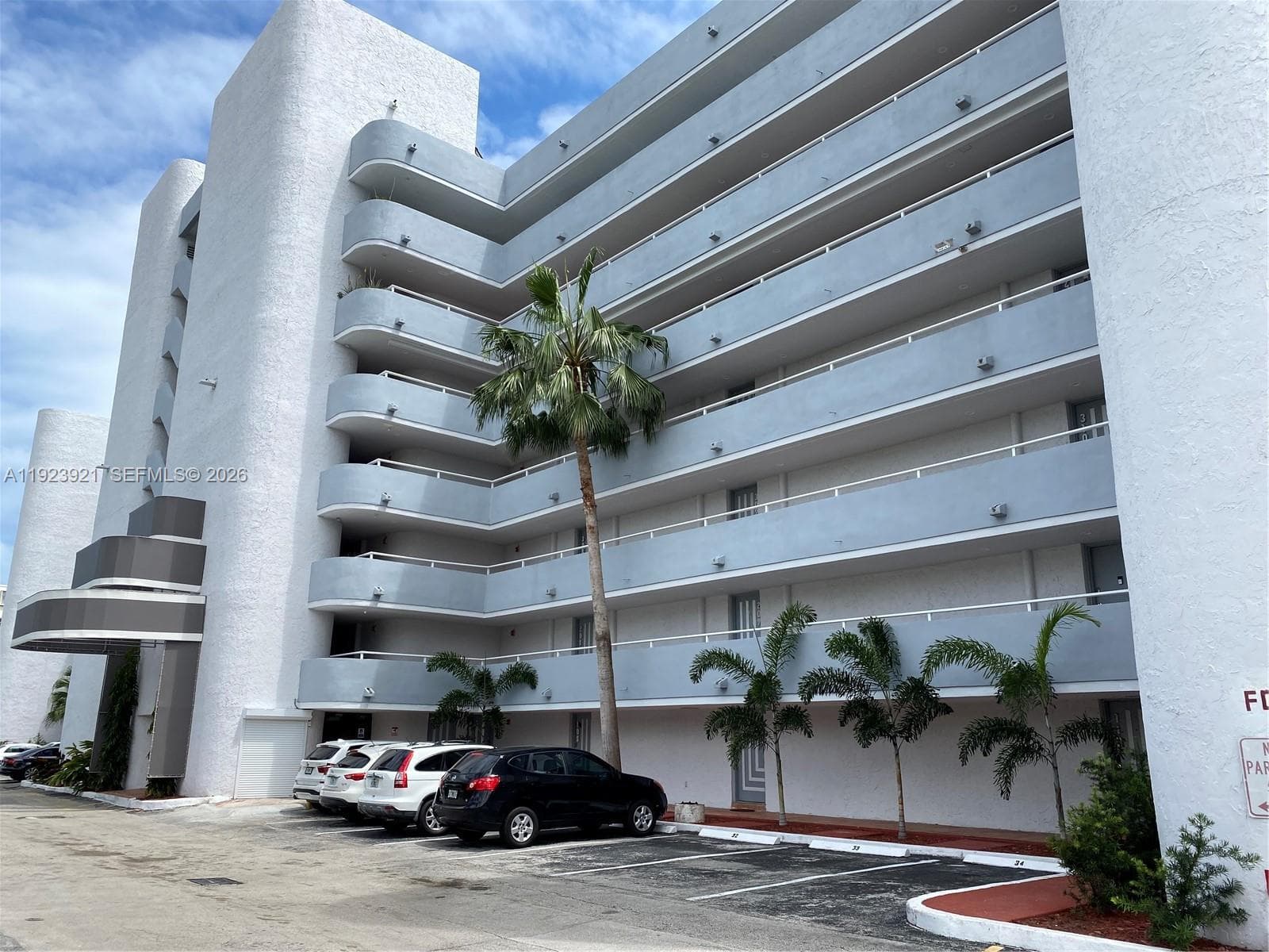 CRICKET CLUBHOUSE CONDO · #405 in Miami - Photo 26