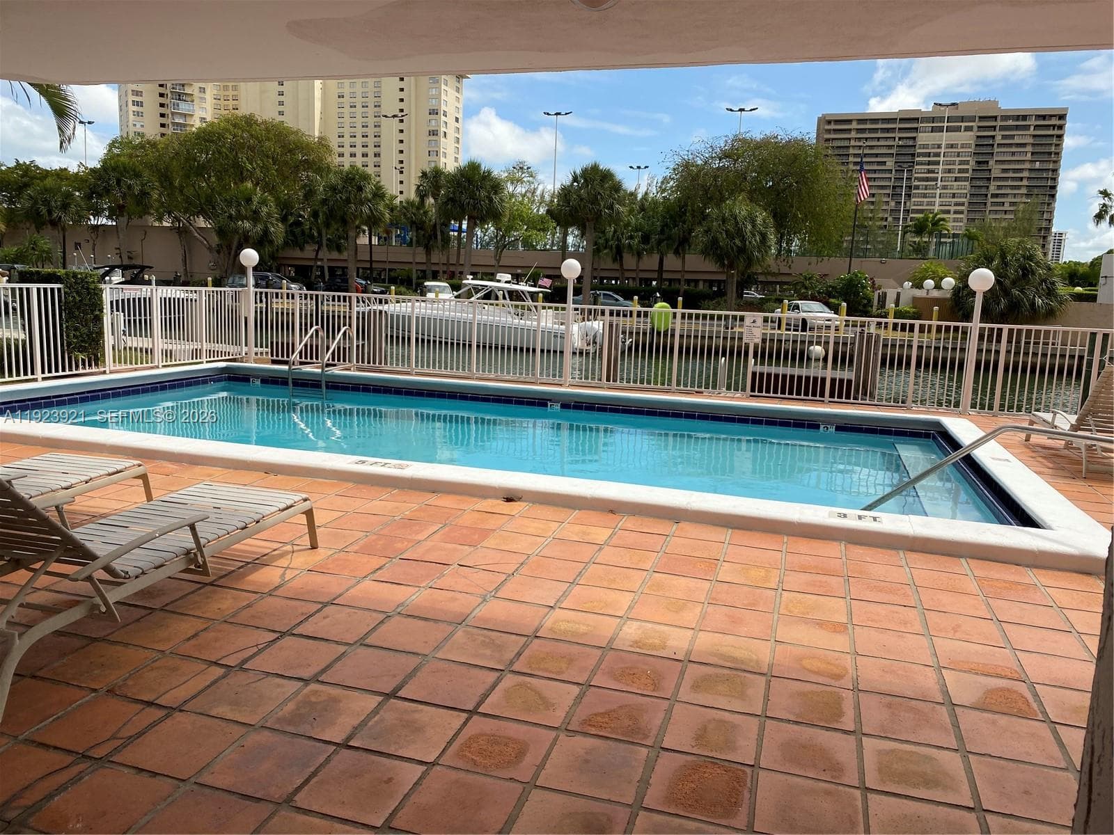 CRICKET CLUBHOUSE CONDO · #405 in Miami - Photo 7