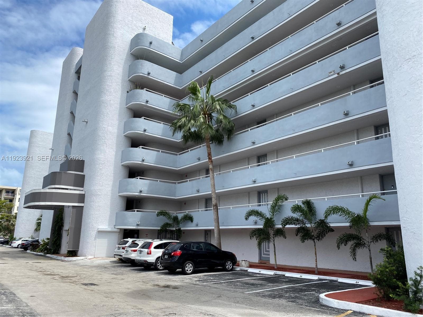CRICKET CLUBHOUSE CONDO · #405 in Miami - Photo 25