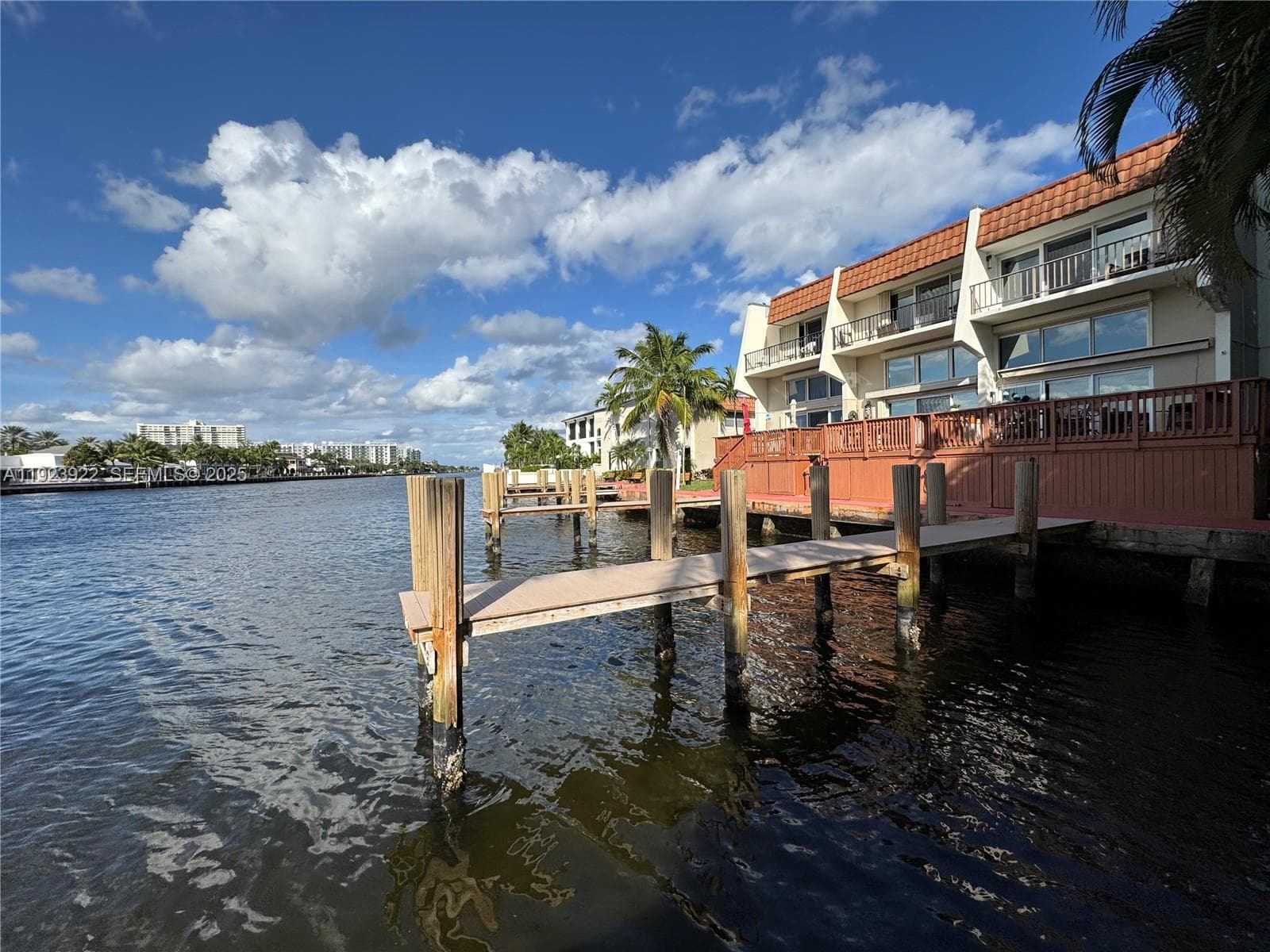 Community Dock for drop off and pick up