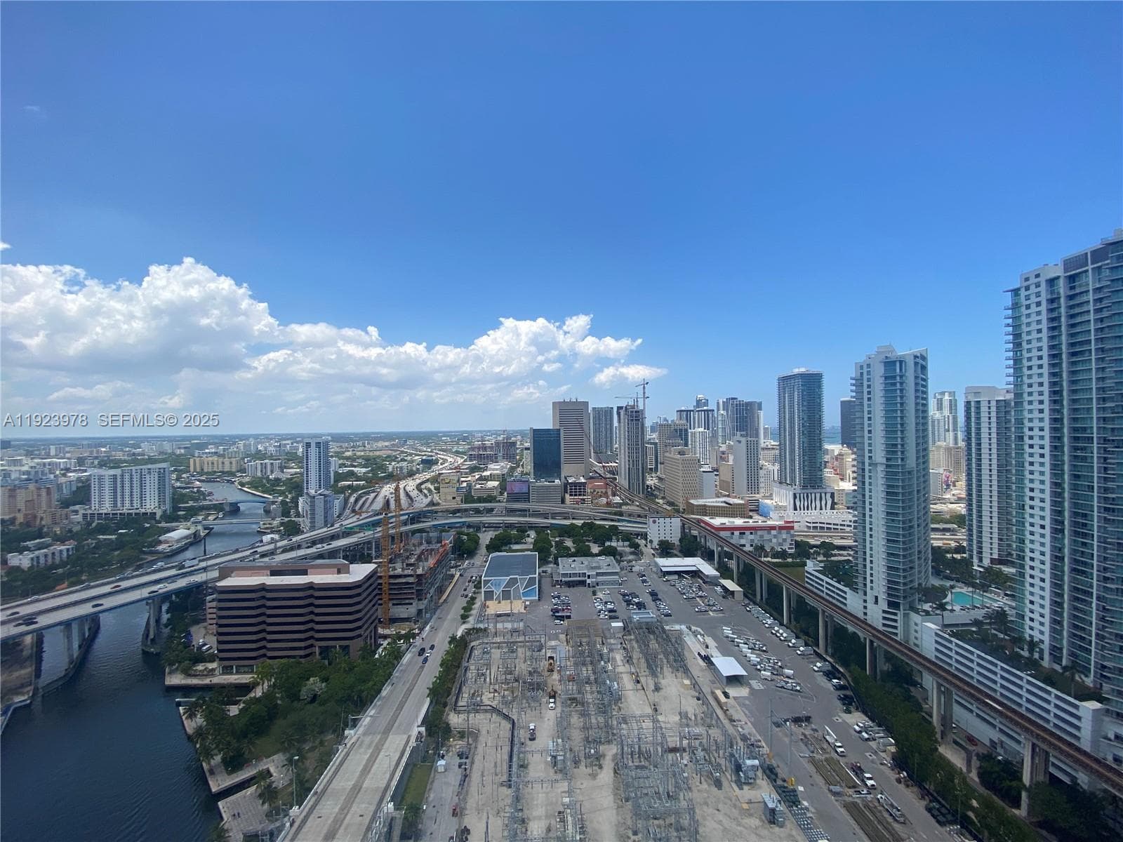 Latitude on the River · #3607 in Miami - Photo 13