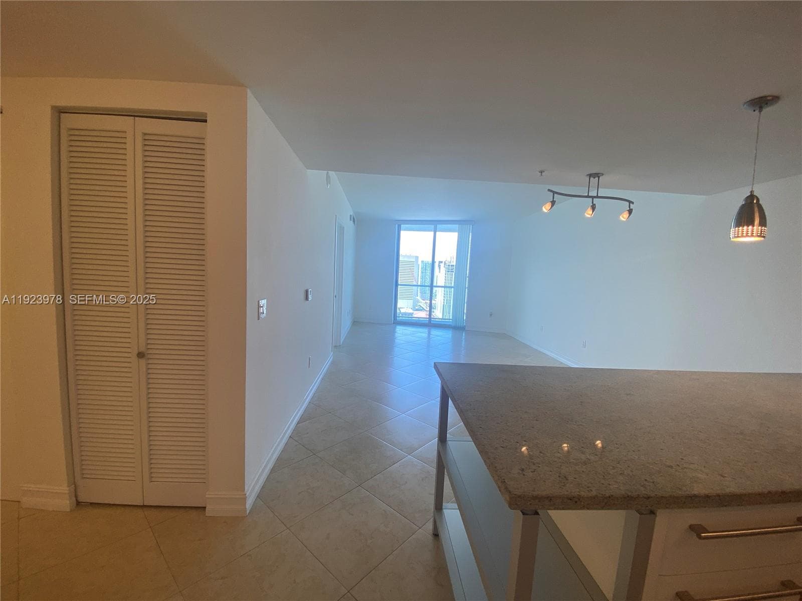 Latitude on the River · #3607 in Miami - Photo 9