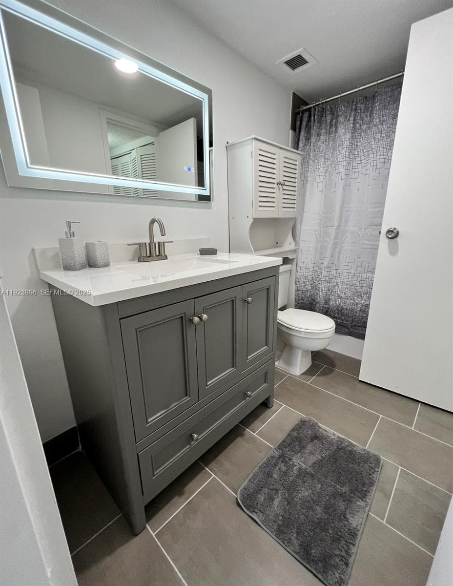 SAILBOAT CAY CONDO · #1205 in North Miami - Photo 26