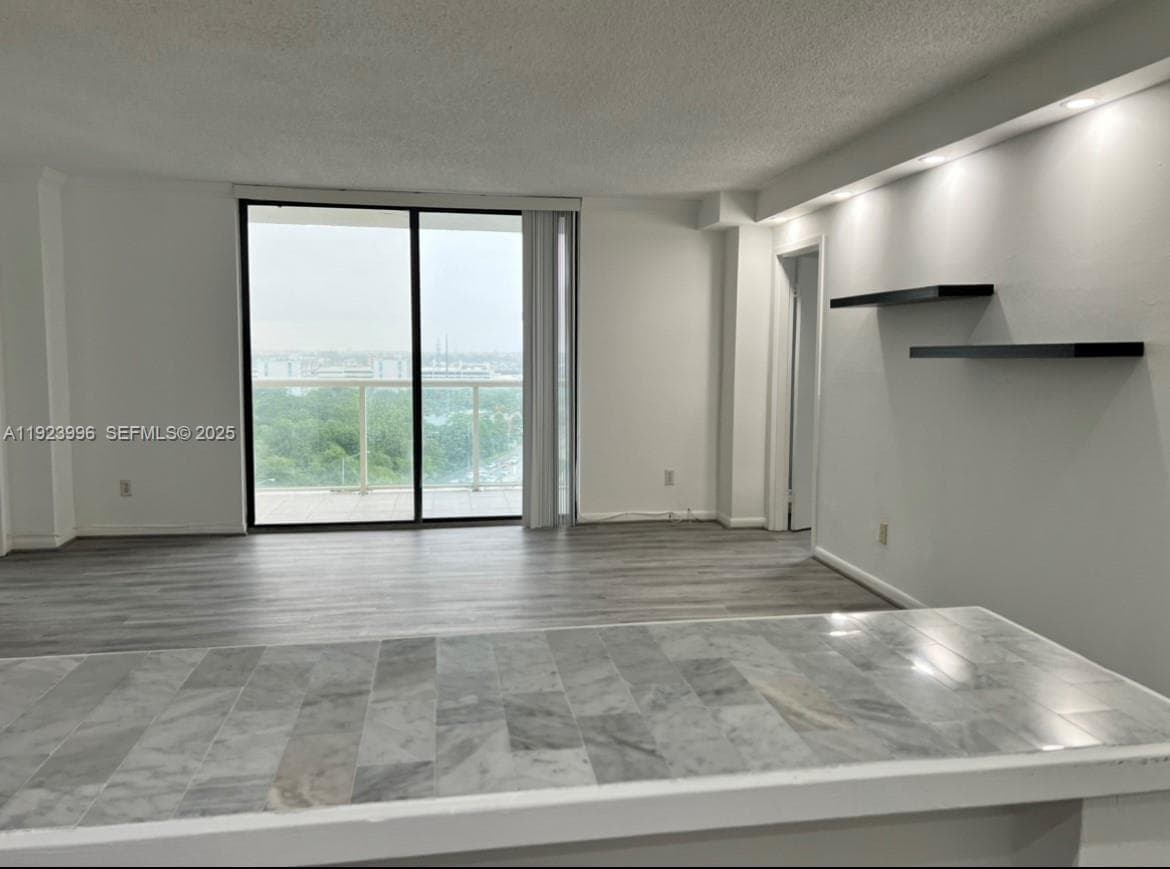 SAILBOAT CAY CONDO · #1205 in North Miami - Photo 7