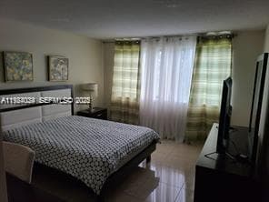 YACHT CLUB CONDO (THE) · #111 in Hallandale Beach - Photo 6