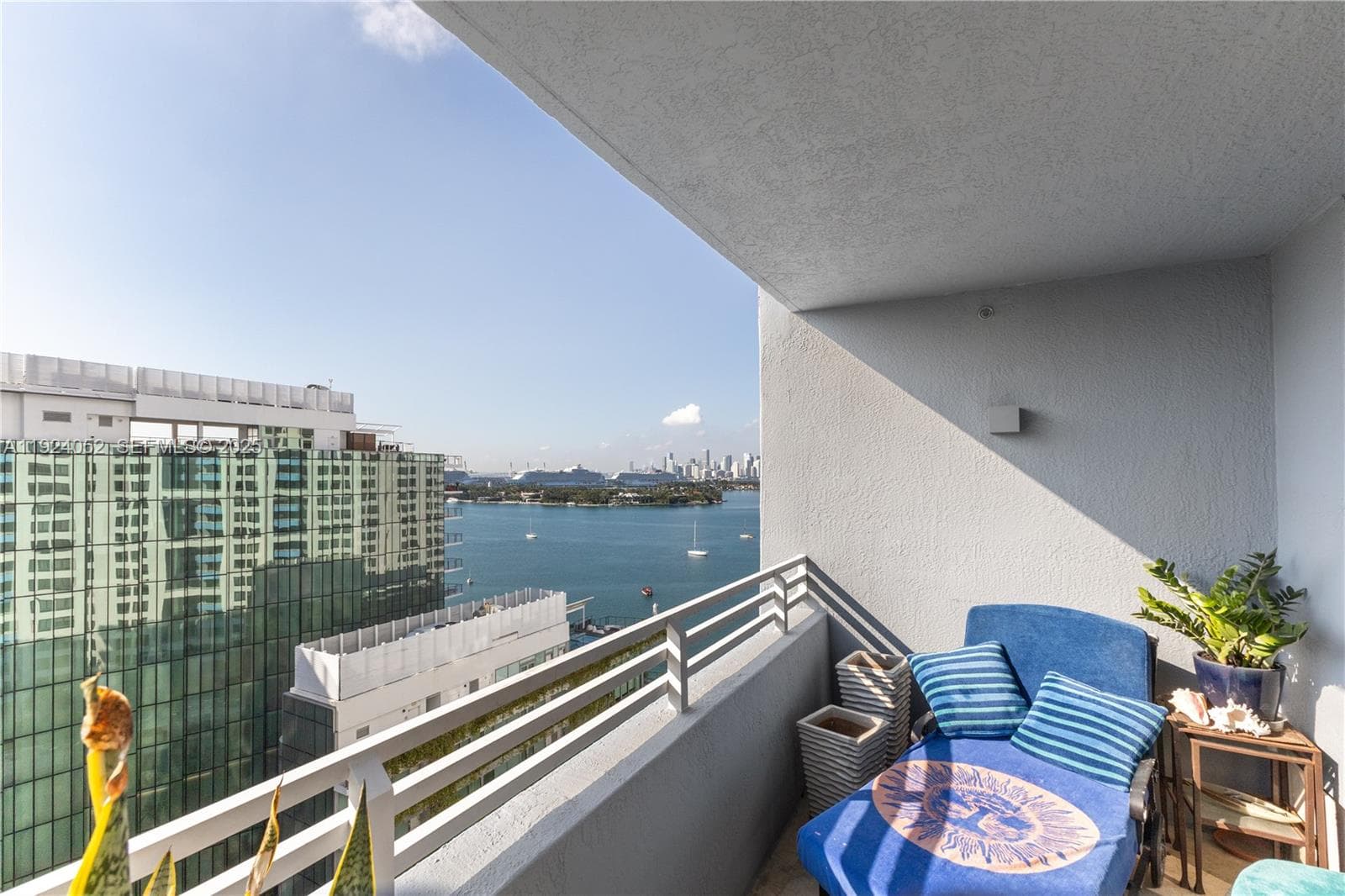 THE WAVERLY AT SOUTH BEAC · #1712 in Miami Beach - Photo 10