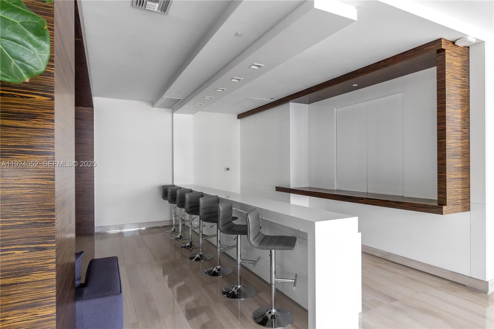 THE WAVERLY AT SOUTH BEAC · #1712 in Miami Beach - Photo 33