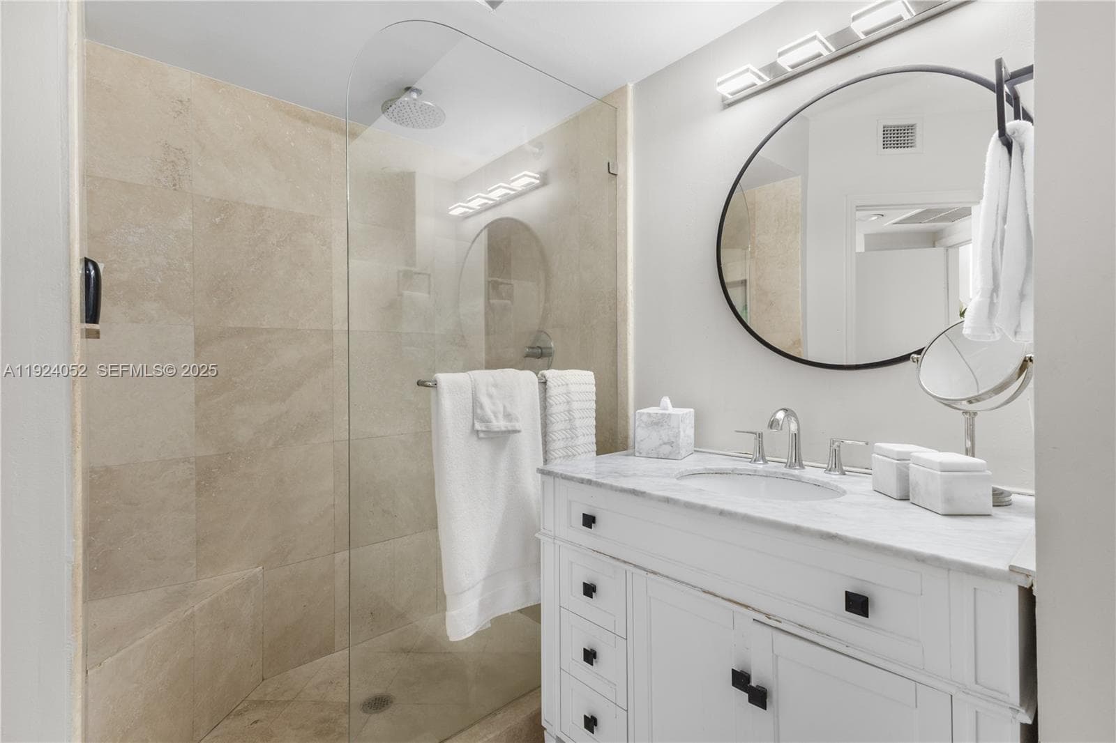 THE WAVERLY AT SOUTH BEAC · #1712 in Miami Beach - Photo 18