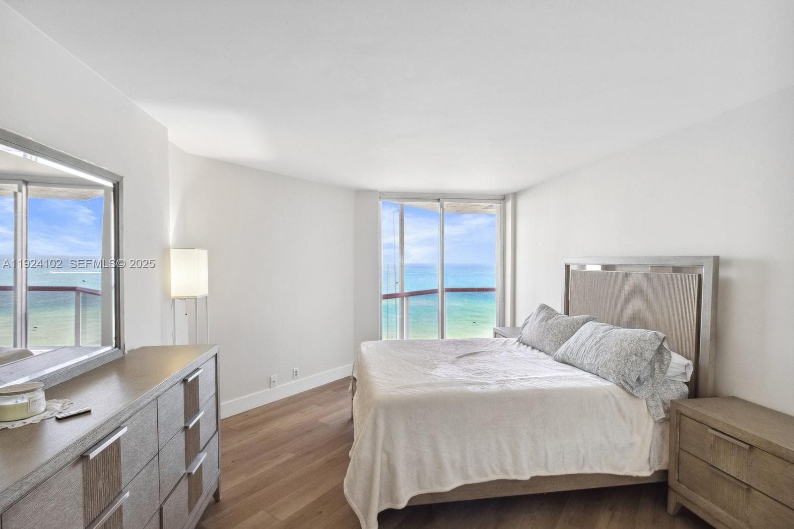 THE STERLING CONDO · #909 in Miami Beach - Photo 14