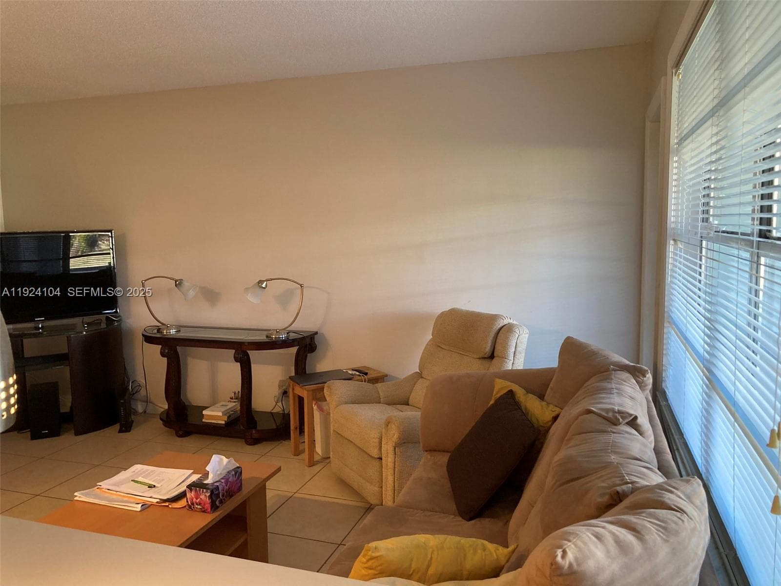 Beverly Hills Condo · #N117 in Hollywood - Photo 3