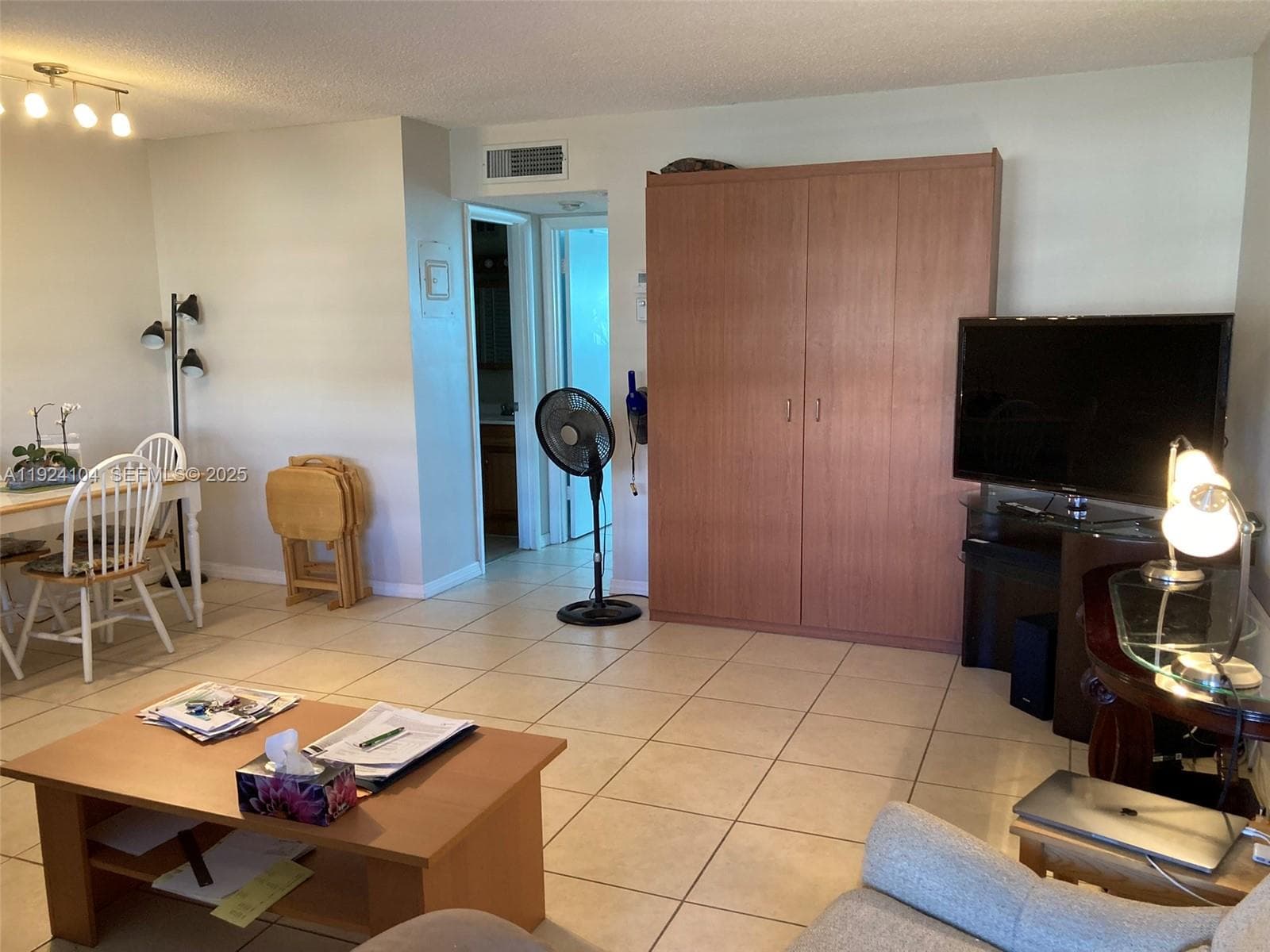 Beverly Hills Condo · #N117 in Hollywood - Photo 24