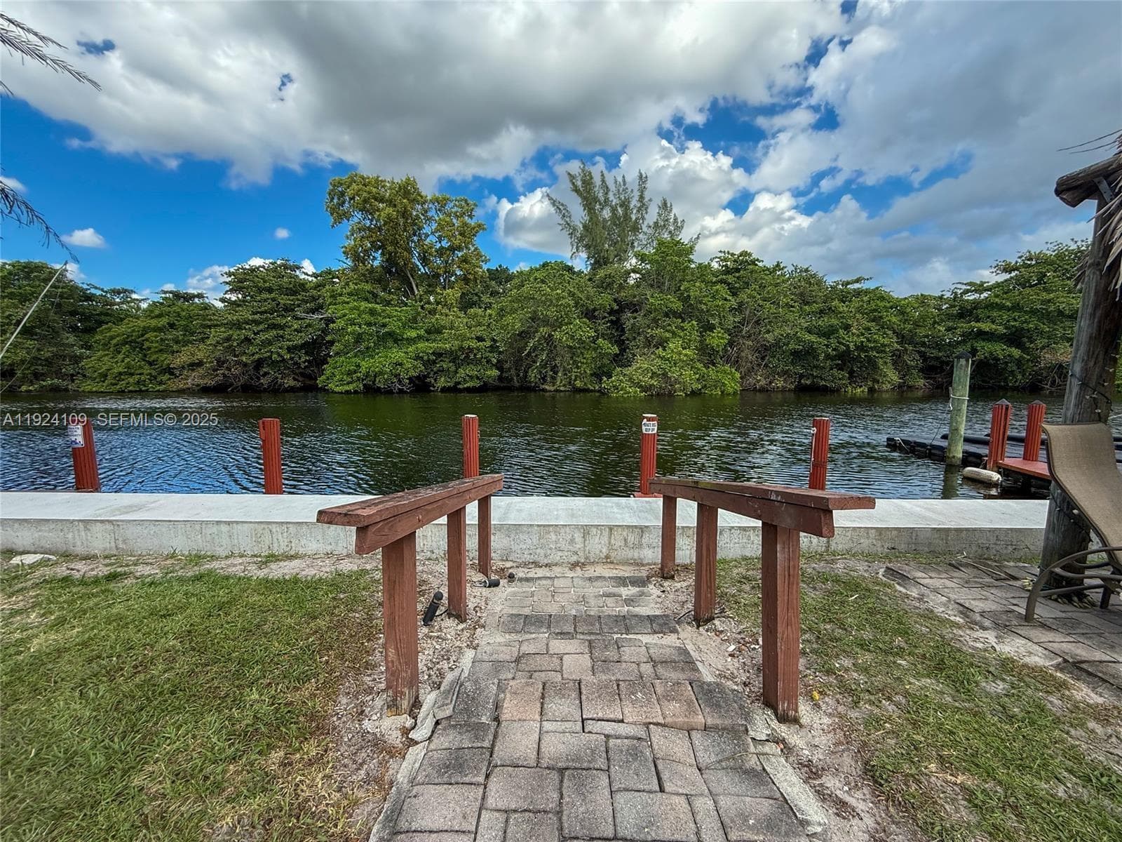 CANAL GROVES CONDO · #105 in Dania Beach - Photo 12