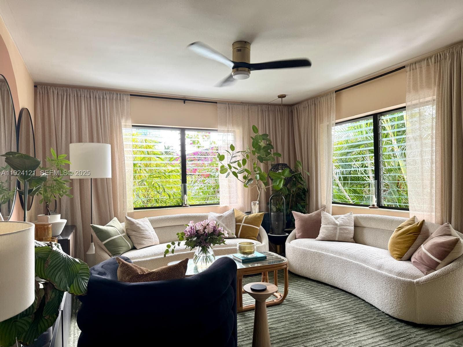 PARK SQUARE CONDO · #8-1127 in Miami Beach - Photo 1