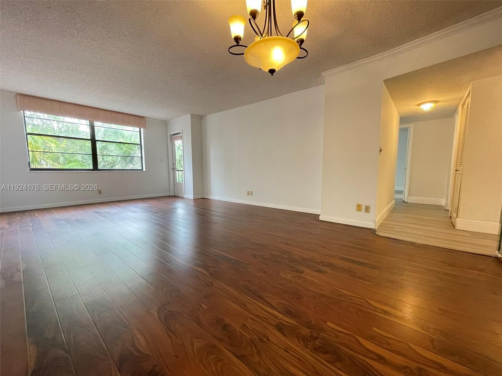 EMERALD HILLS C C APTS CO · #308 in Hollywood - Photo 7
