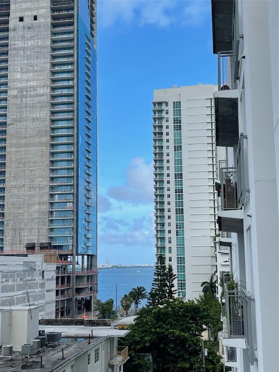 BAYLOFTS CONDO · #703 in Miami - Photo 5