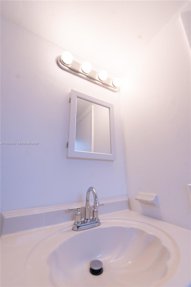 ALAMEDA TOWER I CONDO · #311 in Hialeah - Photo 7