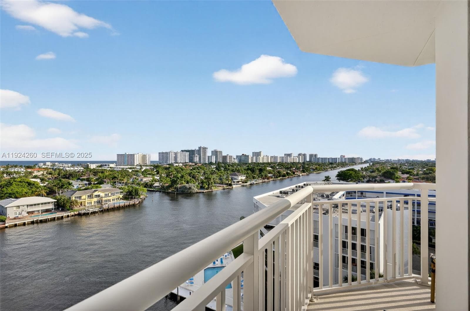 PILOT HOUSE CONDO · #918 in Fort Lauderdale - Photo 2