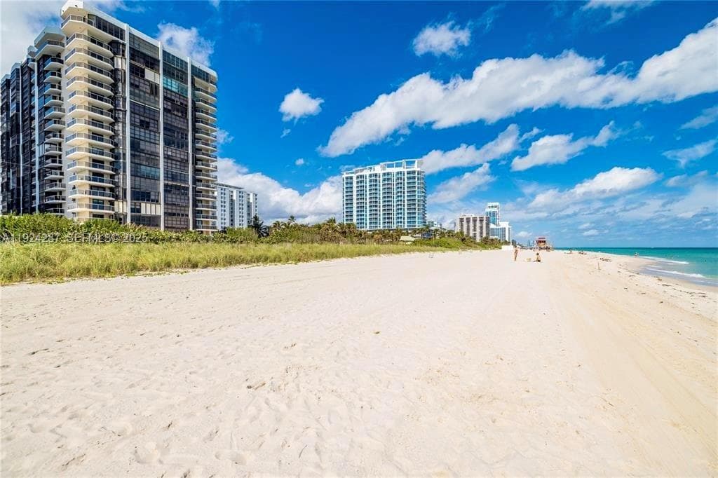 MAR DEL PLATA CONDO · #207 in Miami Beach - Photo 1