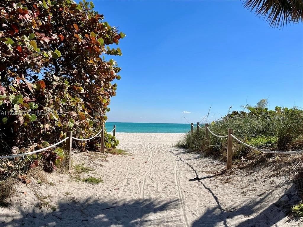 MAR DEL PLATA CONDO · #207 in Miami Beach - Photo 20