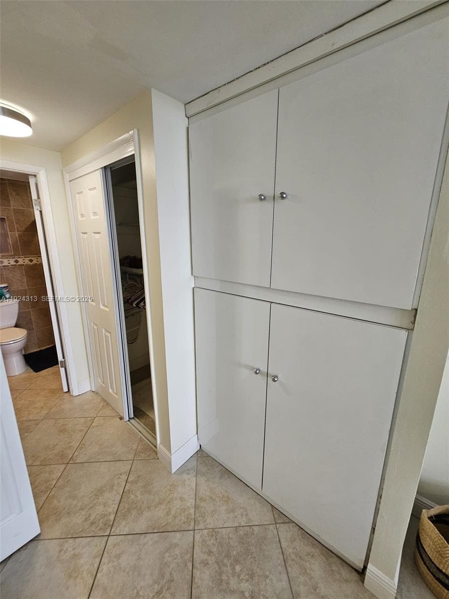 HILLCREST EAST NO 24 COND · #1015 in Hollywood - Photo 12