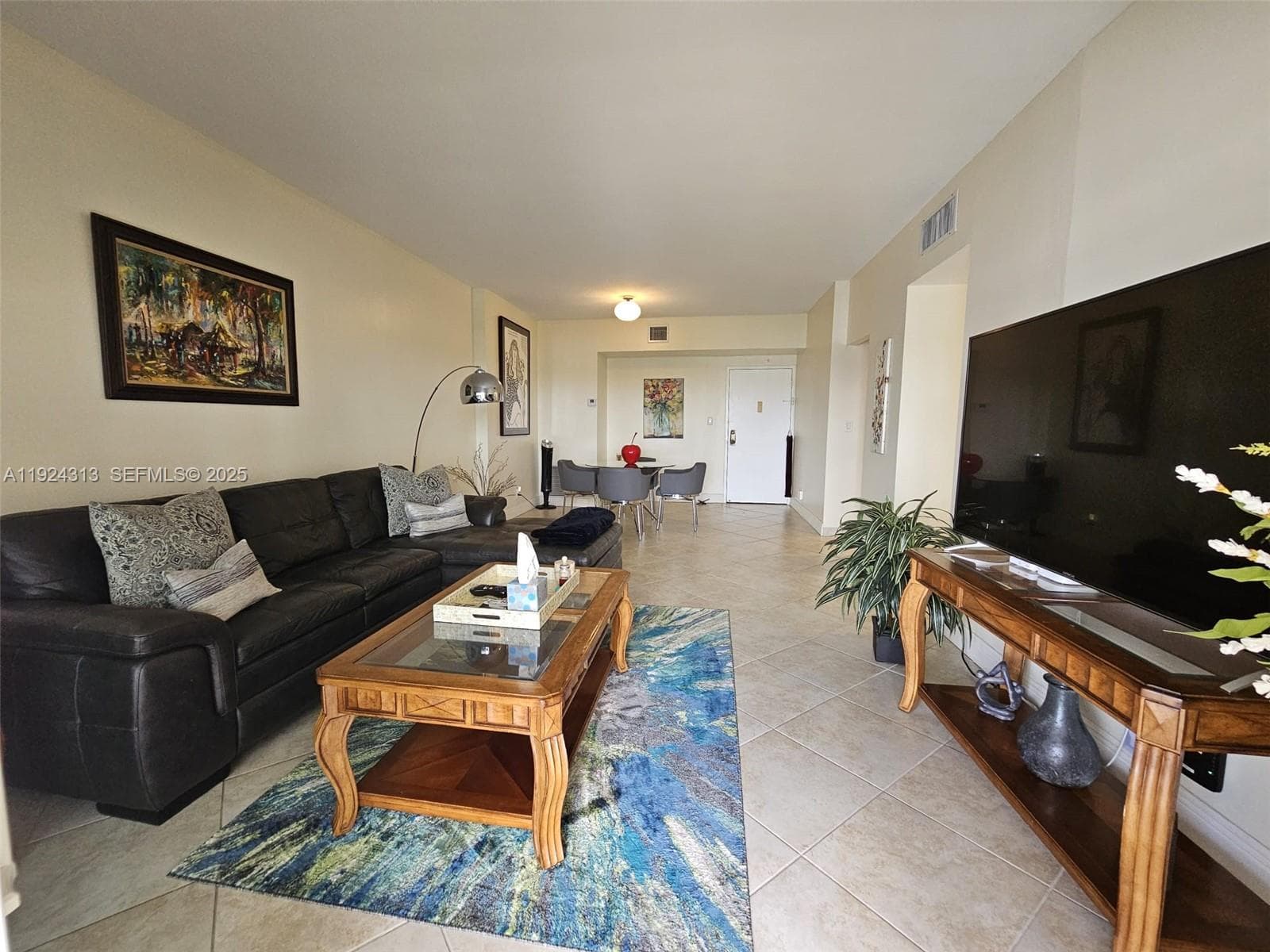 HILLCREST EAST NO 24 COND · #1015 in Hollywood - Photo 5