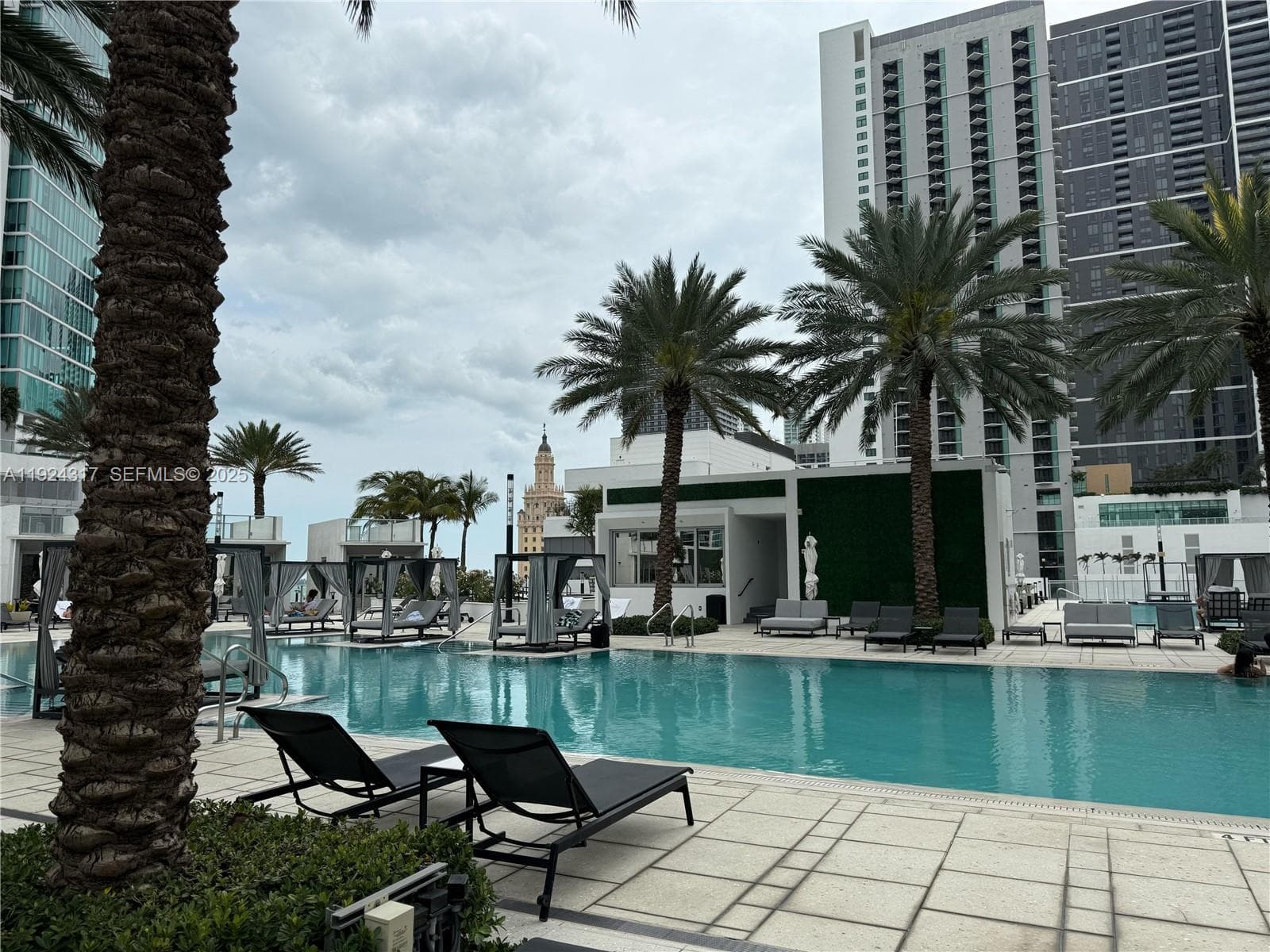 Paramount Miami Worldcenter · #4811 in Miami - Photo 22