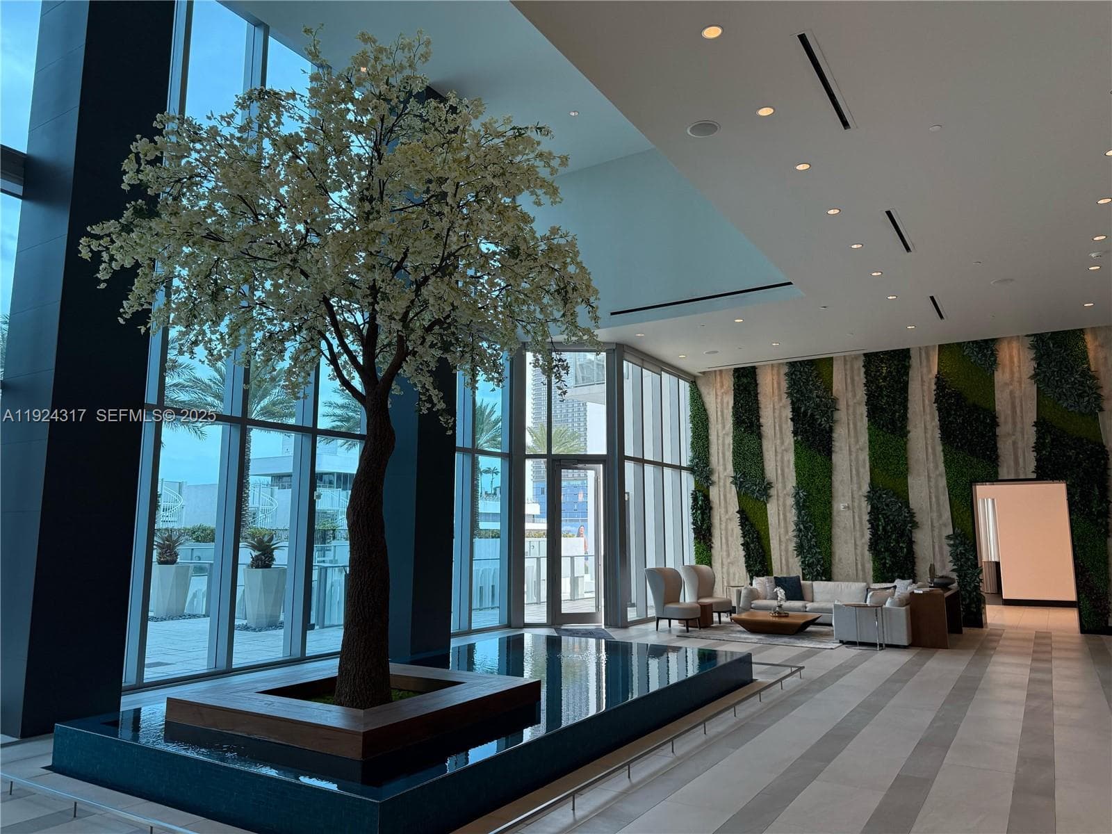 Paramount Miami Worldcenter · #4811 in Miami - Photo 30