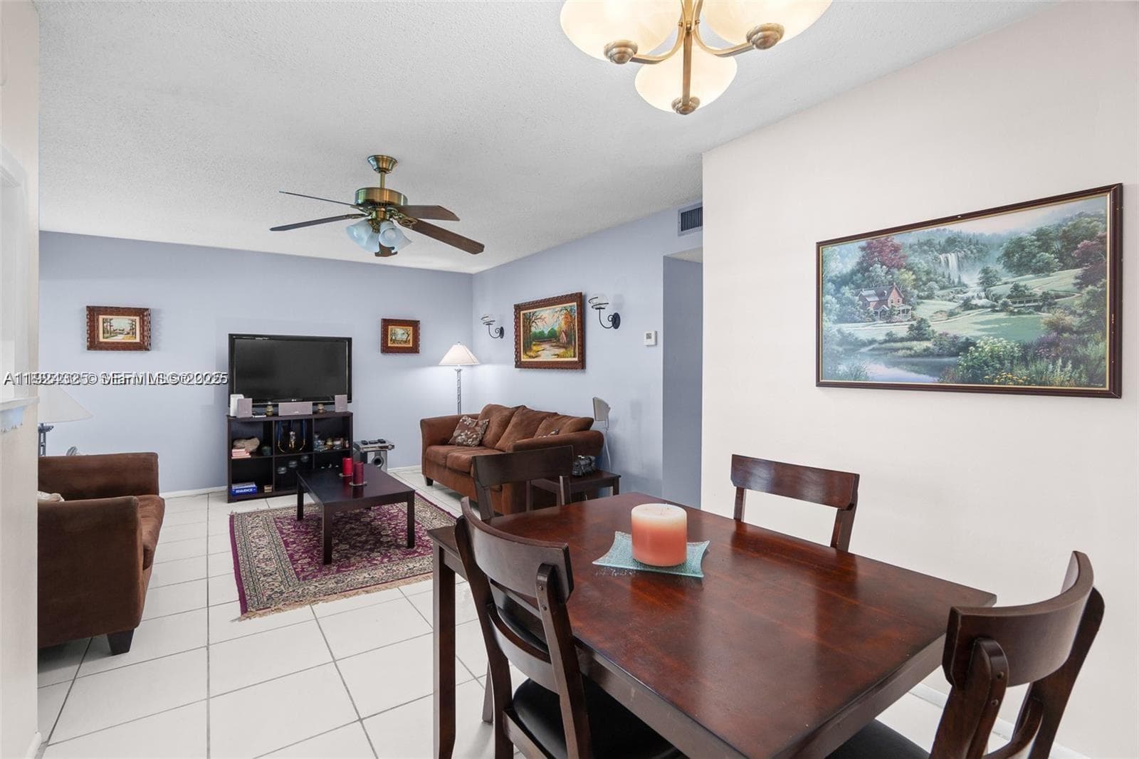 BEVERLY HILLS CONDO · #J115 in Hollywood - Photo 3