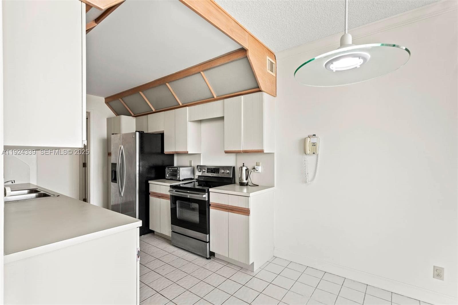 TURNBERRY MARINA TOWER · #26-C in Aventura - Photo 10