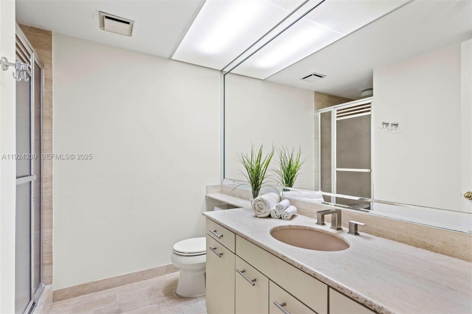 TURNBERRY MARINA TOWER · #26-C in Aventura - Photo 14