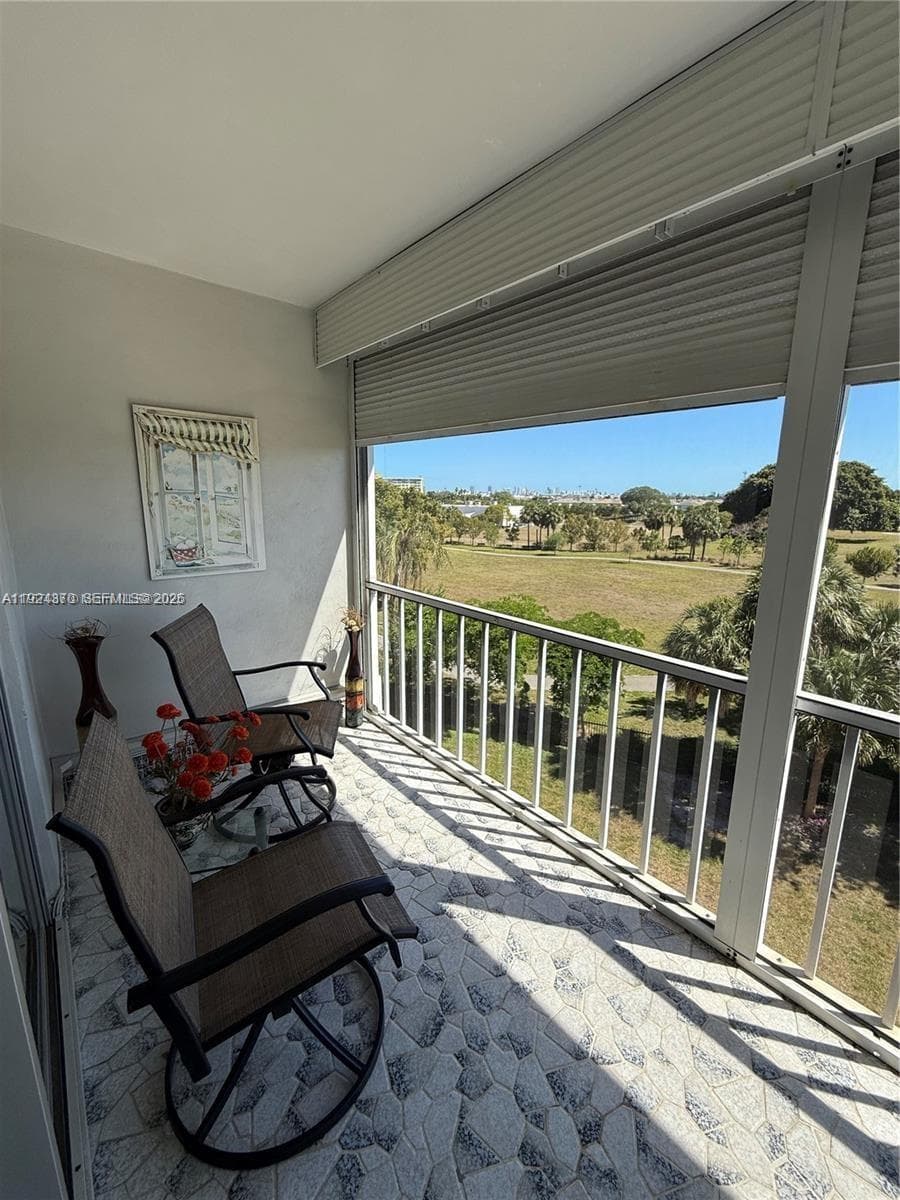 HILLCREST COUNTRY CLUB · #511 in Hollywood - Photo 17