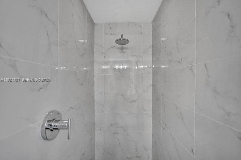 THE HARBOUR NORTH CONDO · #2302 in North Miami Beach - Photo 8