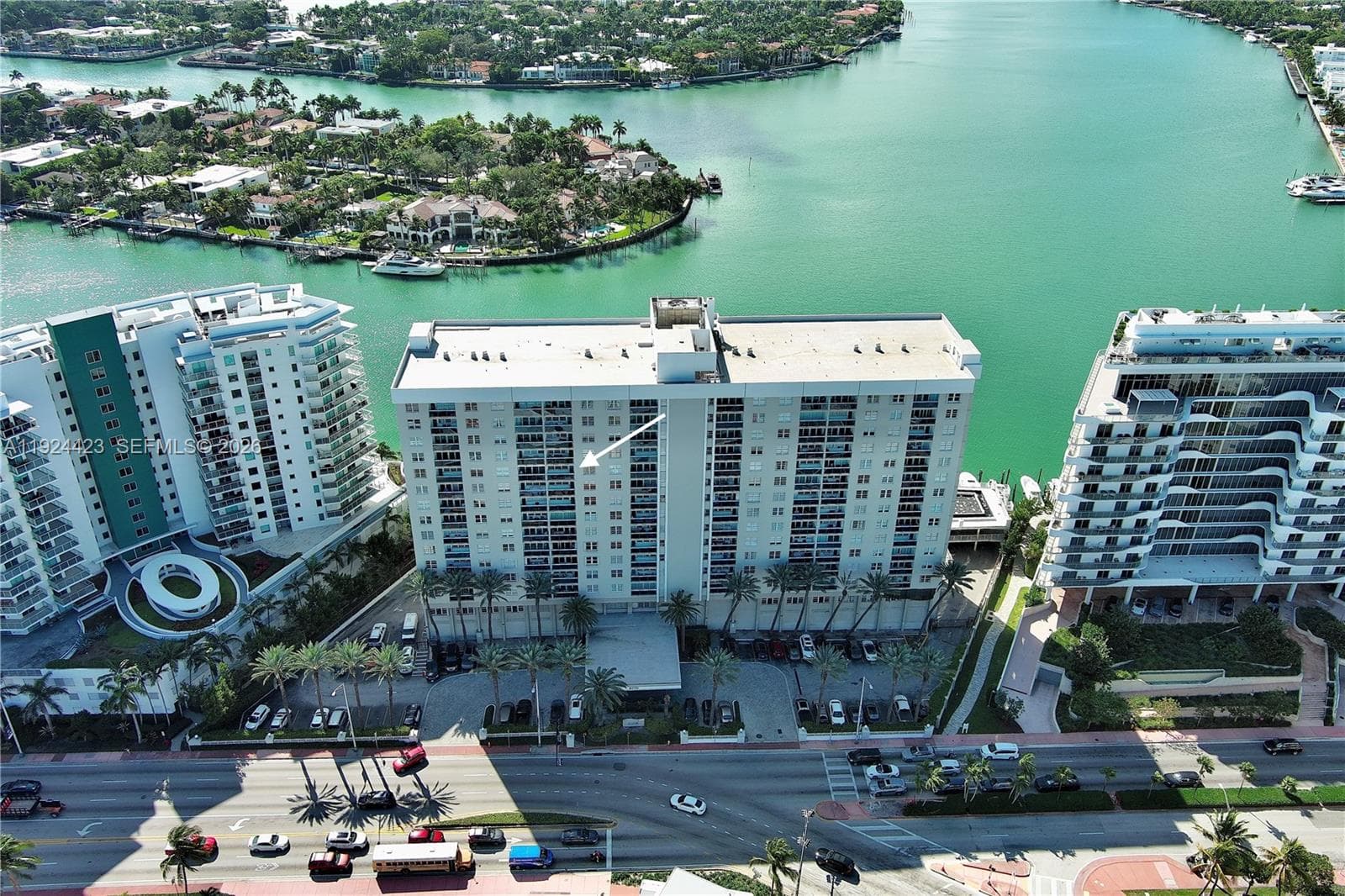 AQUASOL CONDO · #11B in Miami Beach - Photo 2