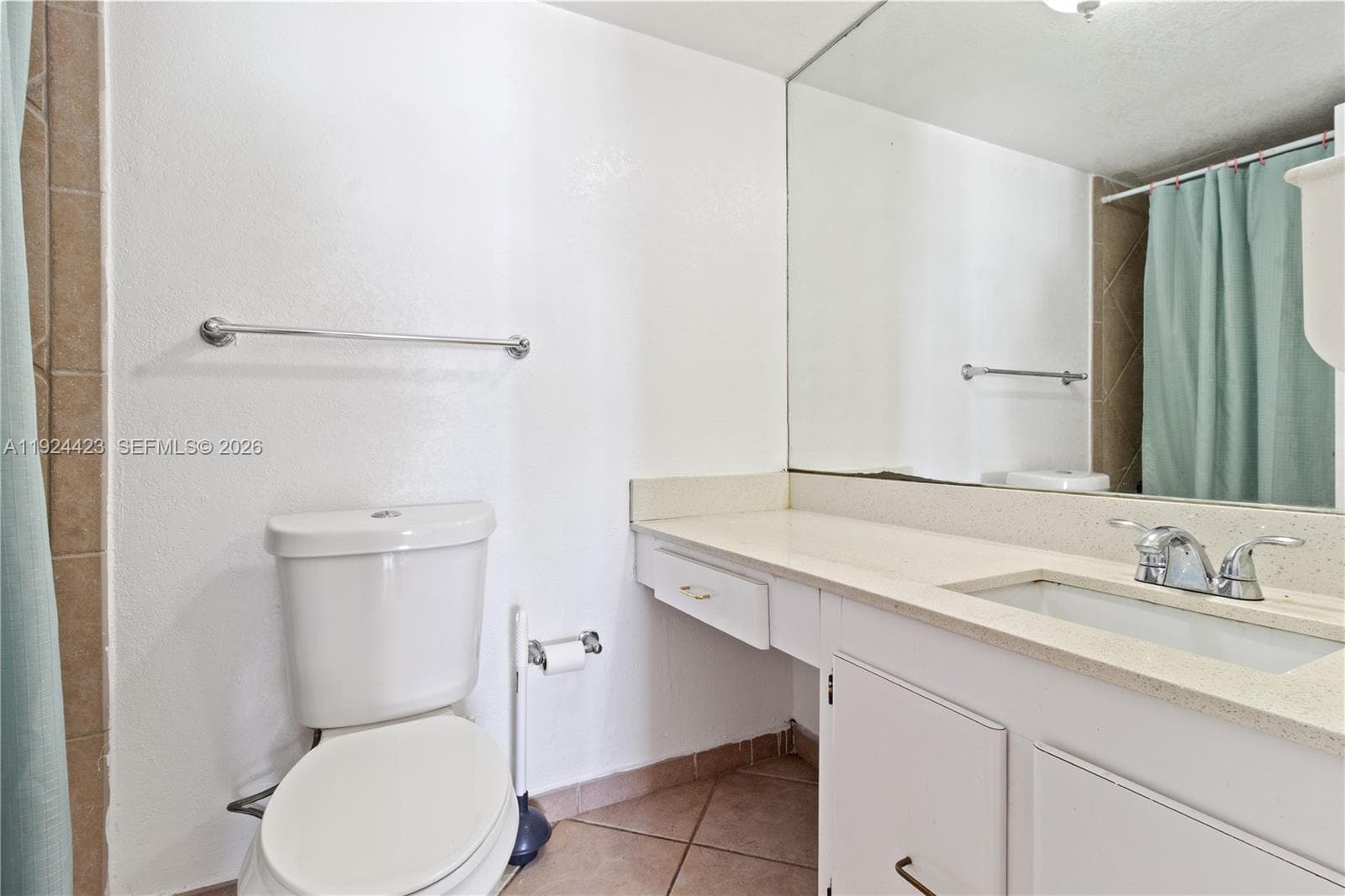 AQUASOL CONDO · #11B in Miami Beach - Photo 13