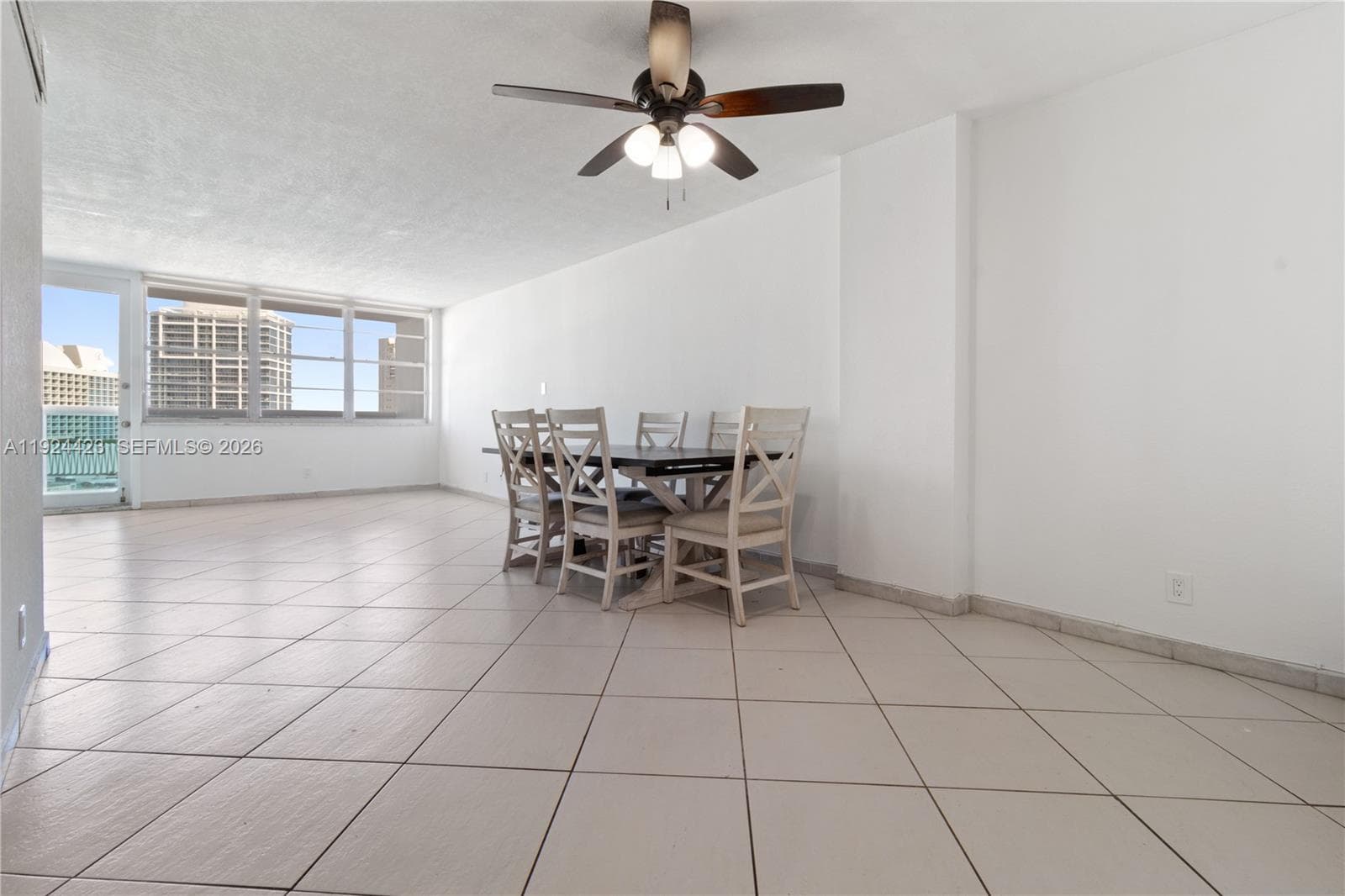 AQUASOL CONDO · #11B in Miami Beach - Photo 5