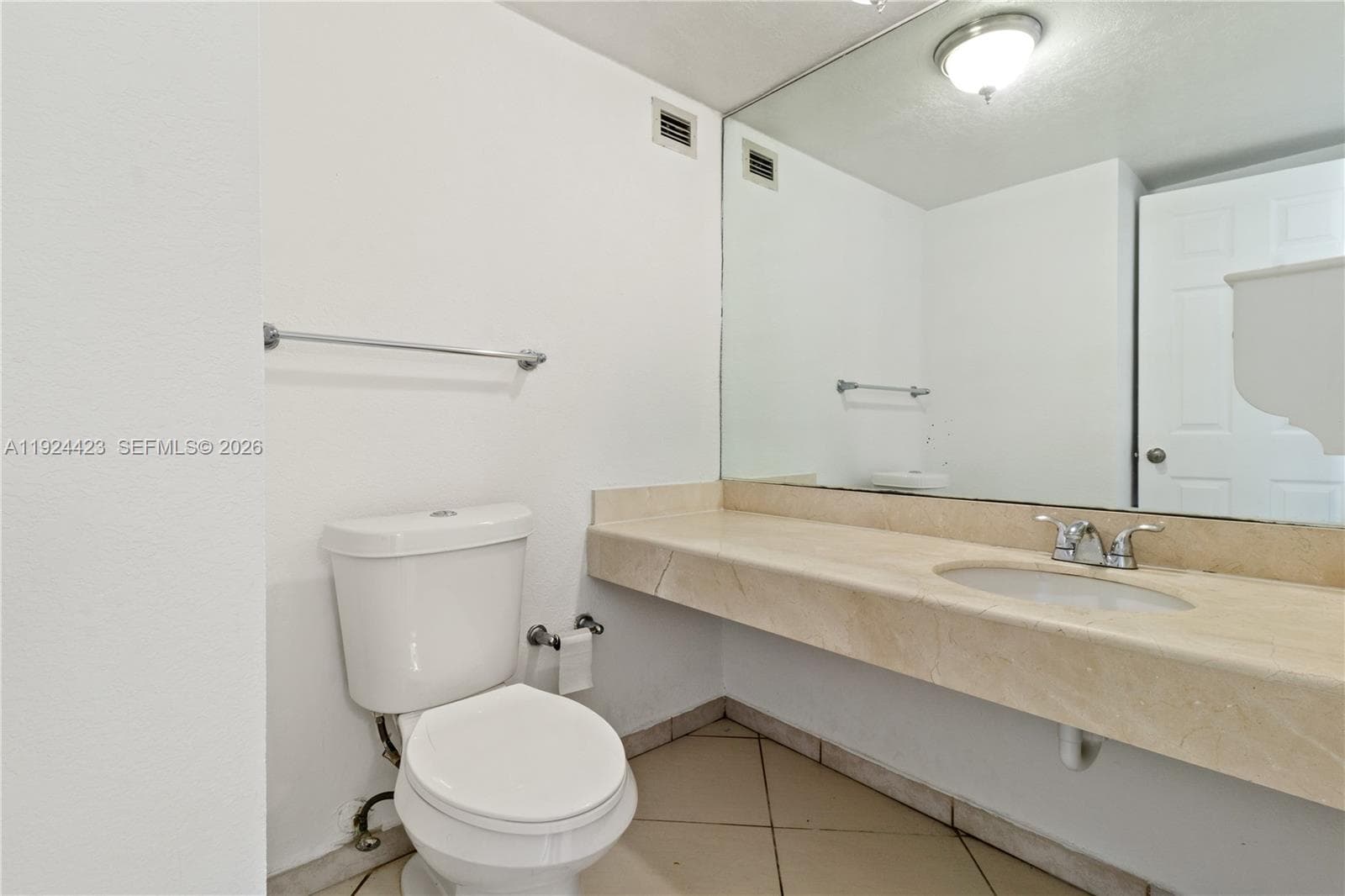 AQUASOL CONDO · #11B in Miami Beach - Photo 10