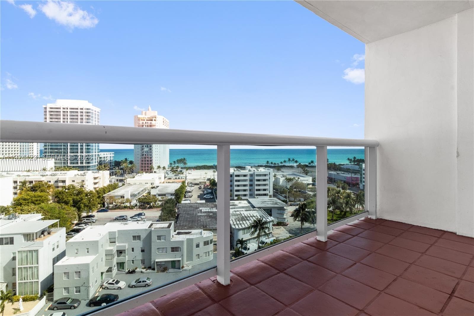 AQUASOL CONDO · #11B in Miami Beach - Photo 4