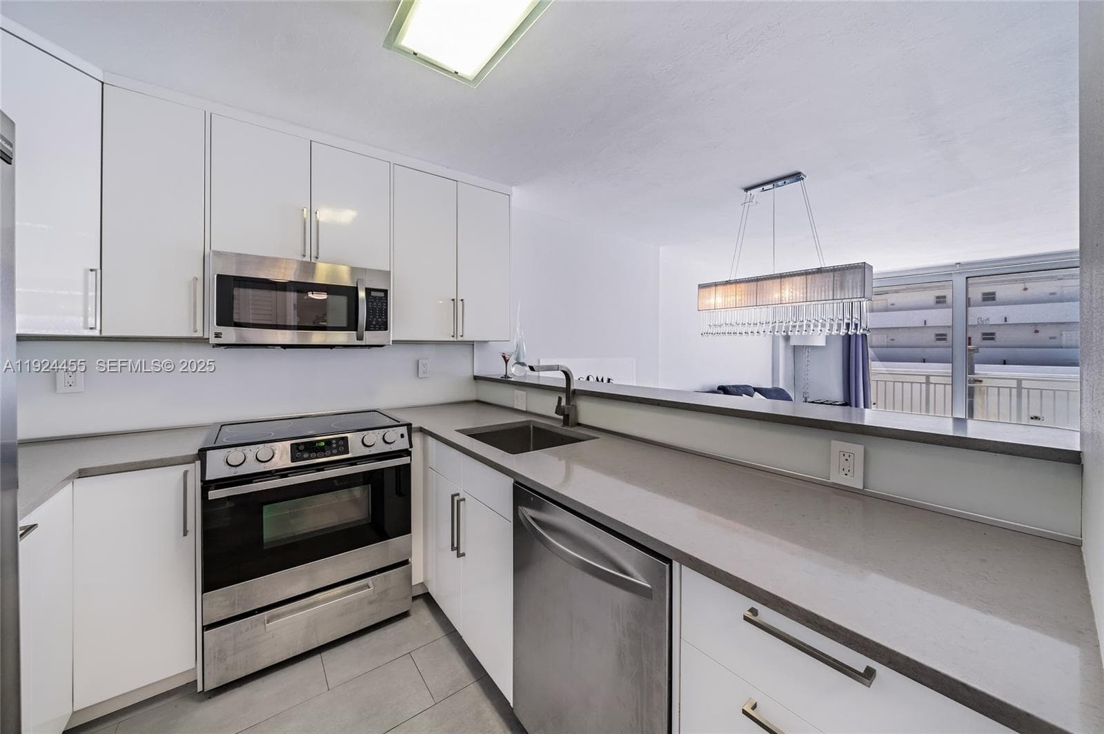 Ocean Point Condominium · #510/511 in Miami Beach - Photo 7